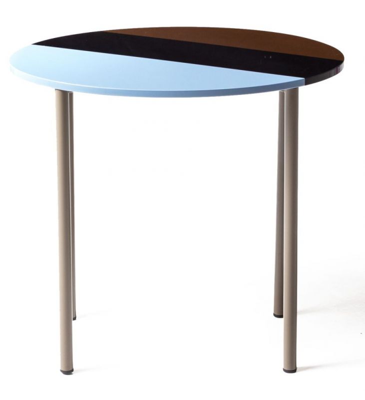Ovaler Fishbone Tisch von Moroso, 54x34x50 cm, mit farbigem, modernem Design.